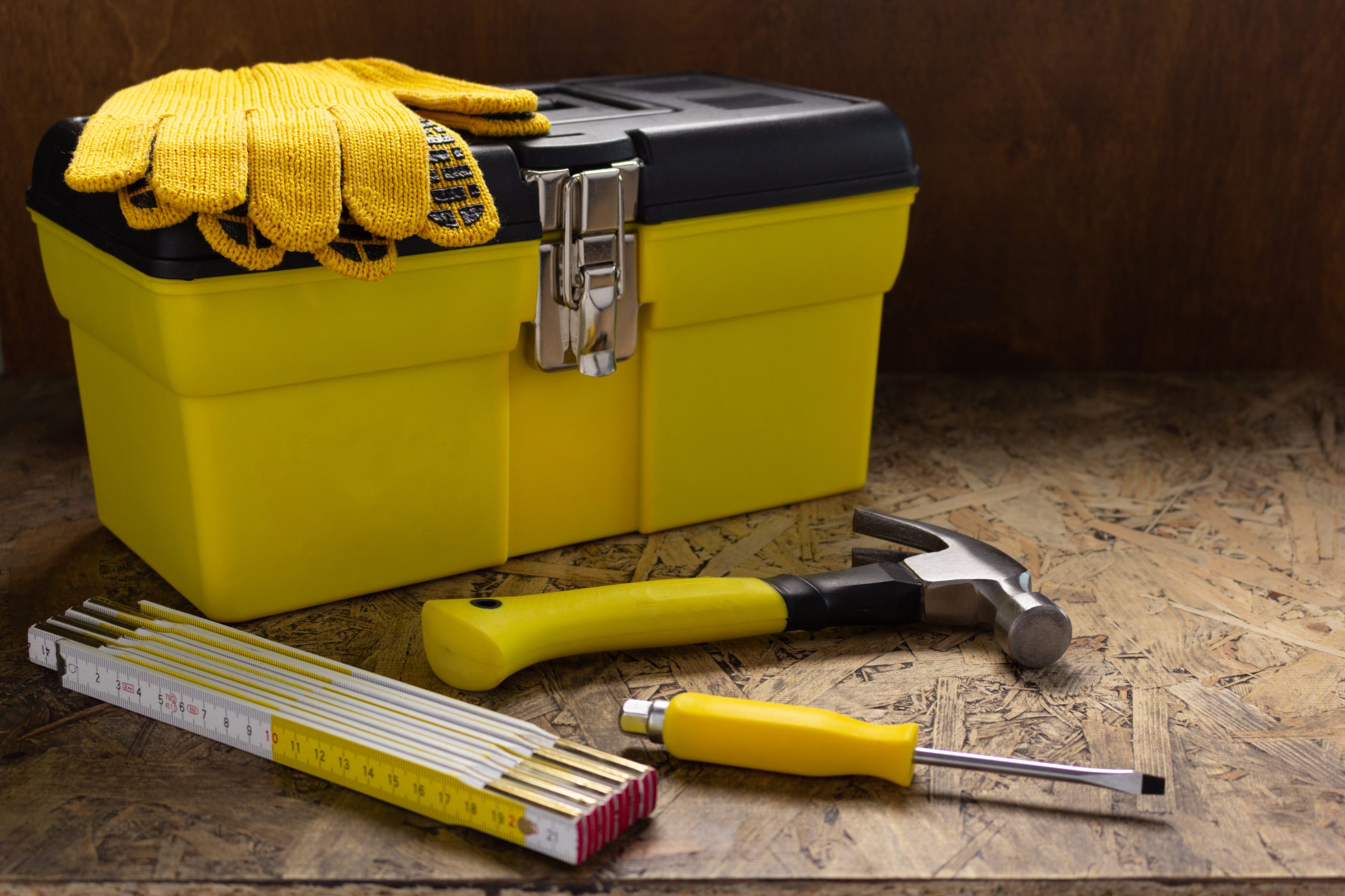 5 herramientas de grifería indispensables en tu hogar 